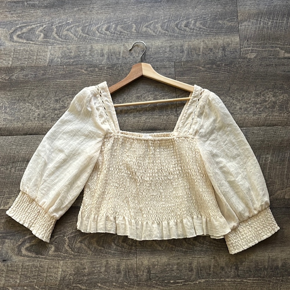 Stitch and Feather square neck/quarter sleeve, linen top. Excellent condition